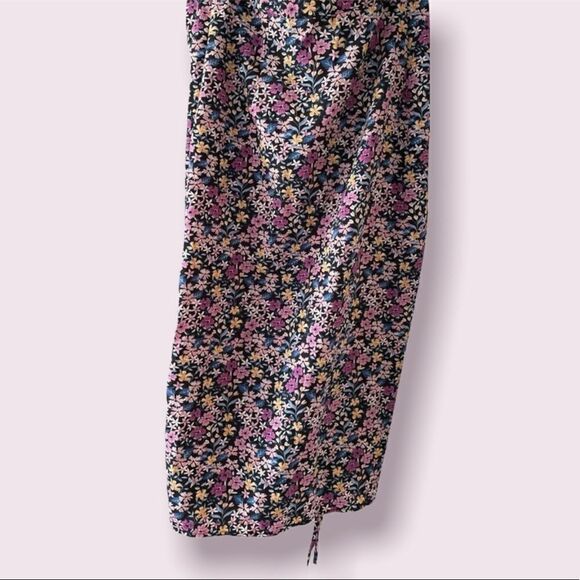 SHEIN High-Waisted Dark Floral Ruched Midi Skirt Size Medium - Picture 3 of 3